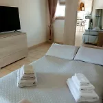 Con Terrazza - Feriehus Quartucciu