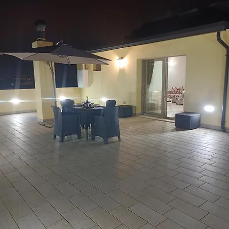 Con Terrazza - Vakantiehuis *